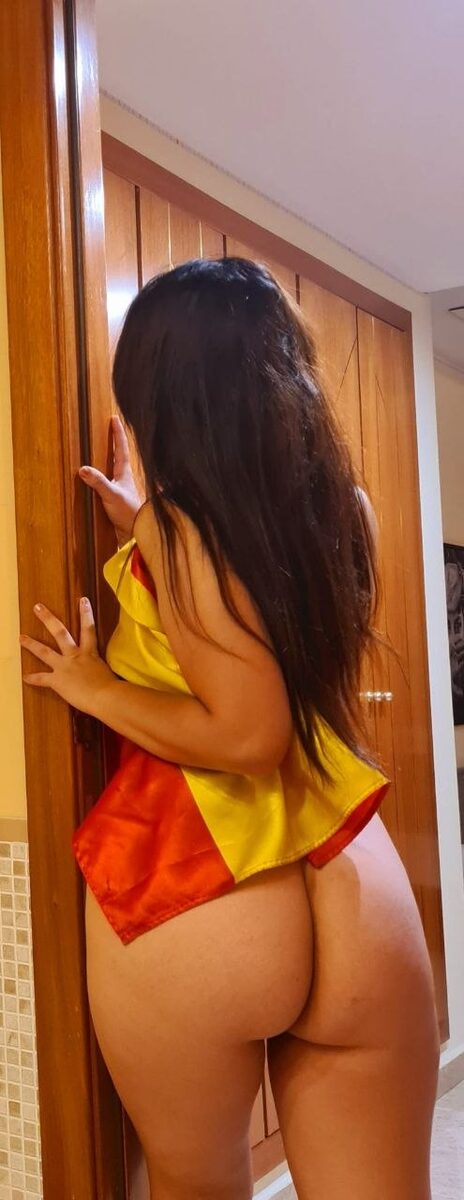 Lluna, masajista erótica en Valencia
